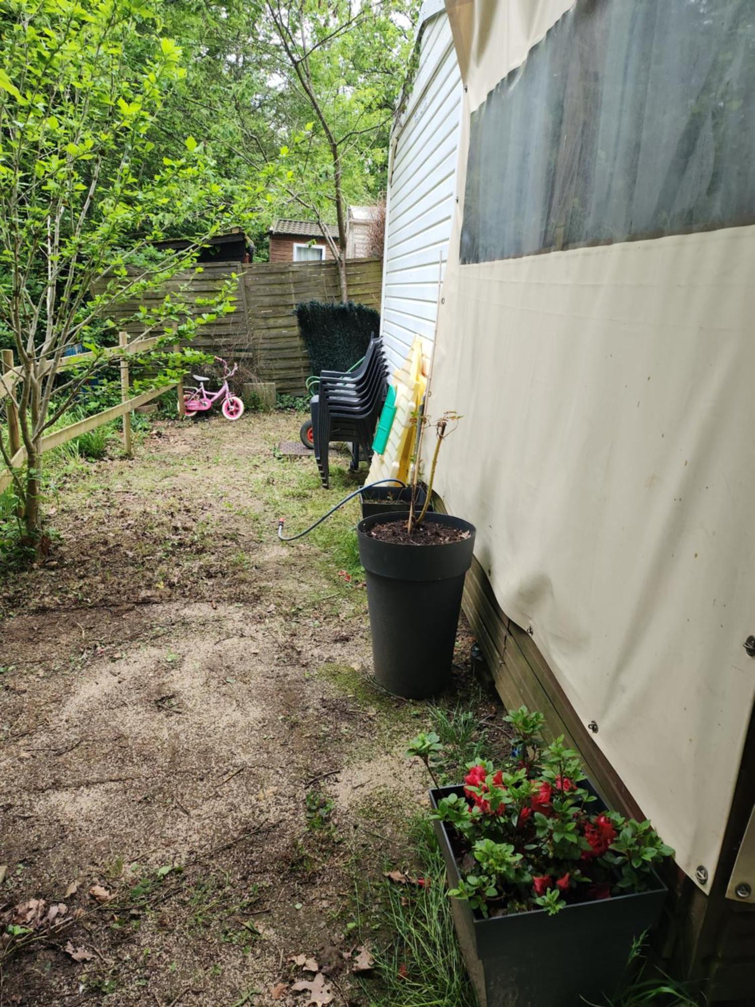 Le Paradis Du Mobilhome Saint-Cheron Exterior photo